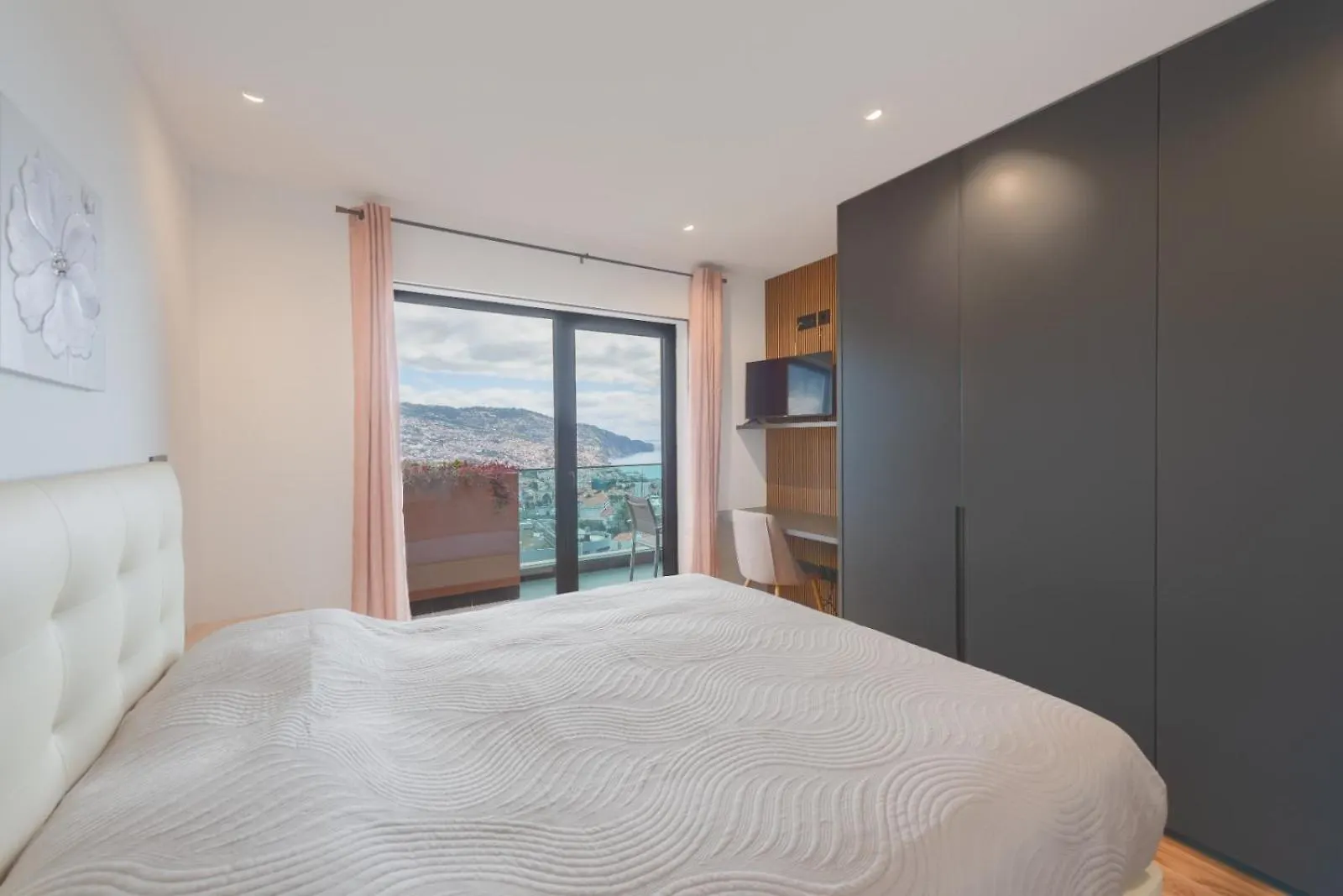 Best View Funchal Vacation Apartment